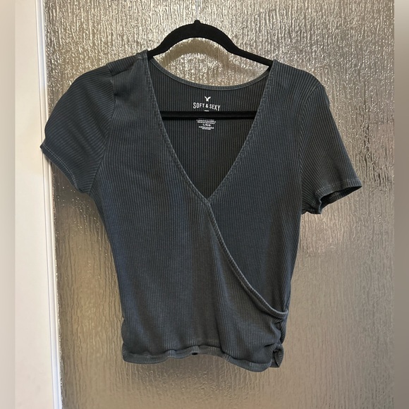 American Eagle Outfitters Tops - American Eagle Soft & Sexy Cropped T-Shirt